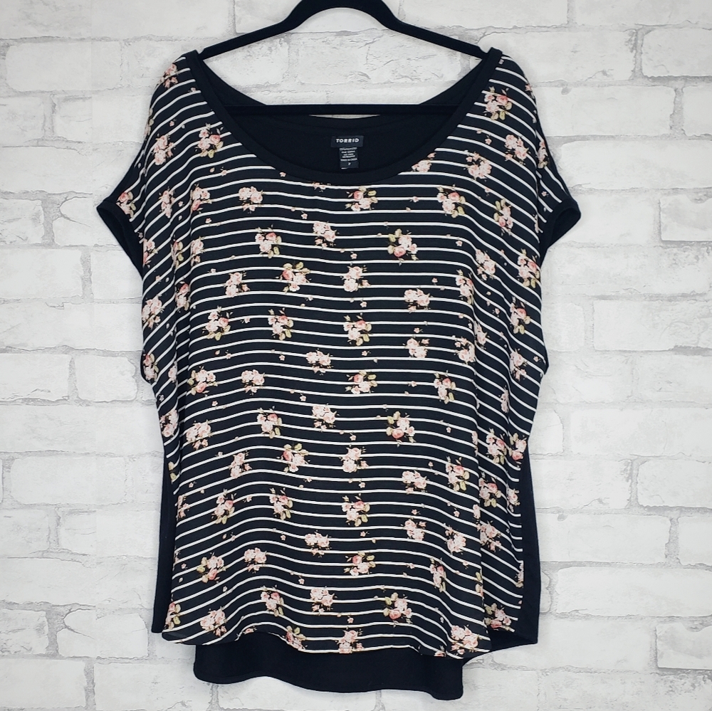 Torrid Black And White Stripped Pink Floral Shirt